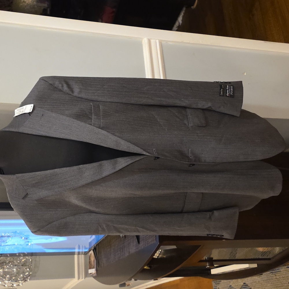 JoS. A. BANK  Gray Blazer.  SIZE 46 L